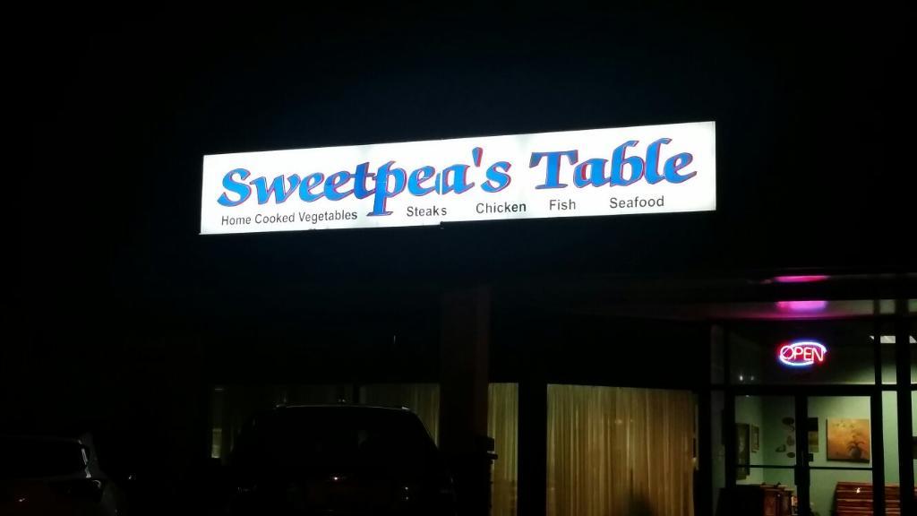 Sweetpea`s Table